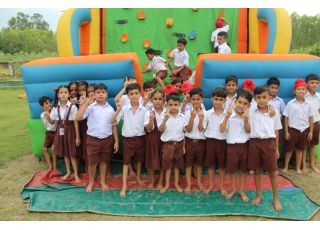 GROUND PICNIC FOR CLASS 1 & 2
