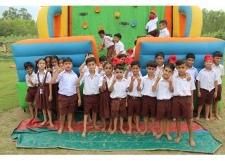 GROUND PICNIC FOR CLASS 1 & 2