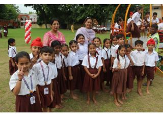 GROUND PICNIC FOR CLASS 1 & 2